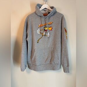 Cheetos Flamin’ Hot Grey Pullover Fleece Hoodie Men’s Medium EUC Chester